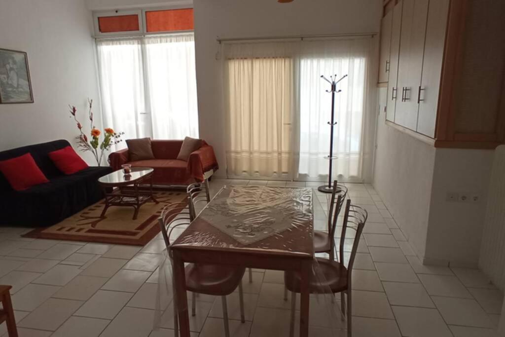 Semith Home 1 Kalampáka Luaran gambar